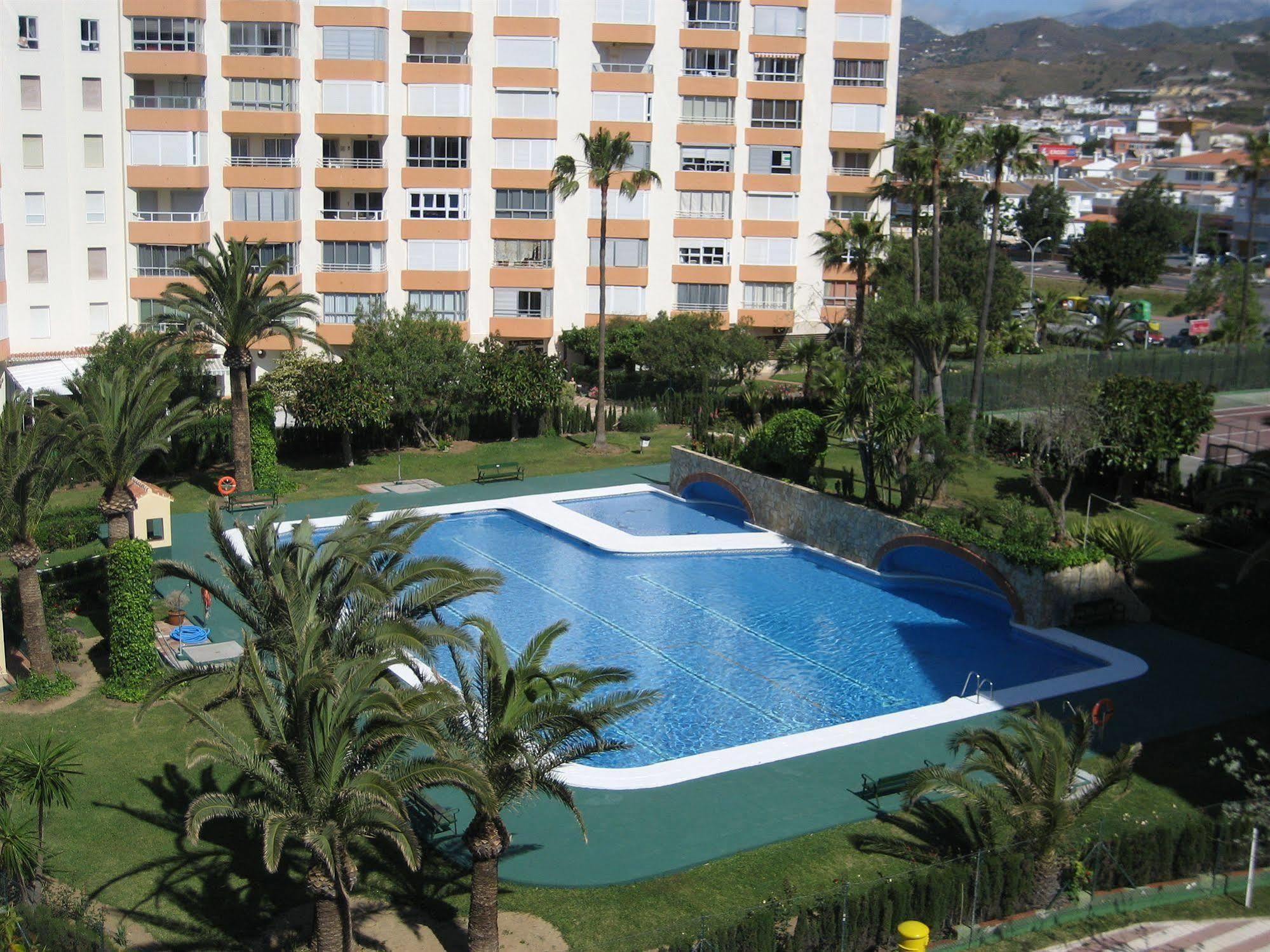 Apartamentos Intercentro Torrox-Costa Ngoại thất bức ảnh